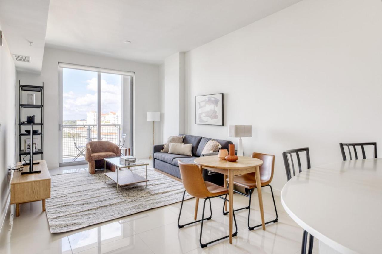 Coral Gables 1br W Wd Pool Nr Miracle Mile Mia-63